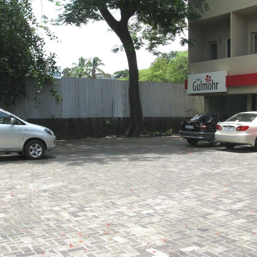 Oyo 1194 Hotel Gulmohr Pune Exterior foto