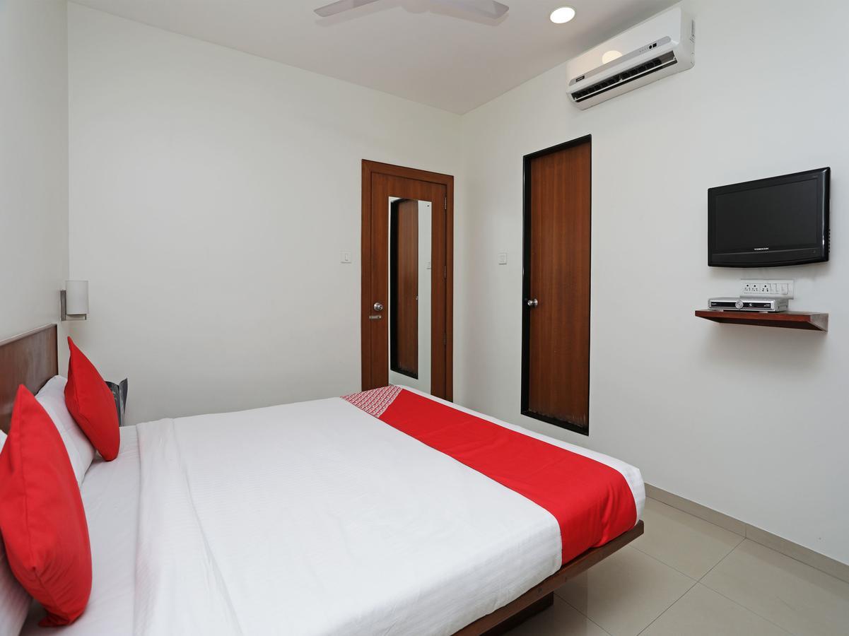 Oyo 1194 Hotel Gulmohr Pune Exterior foto